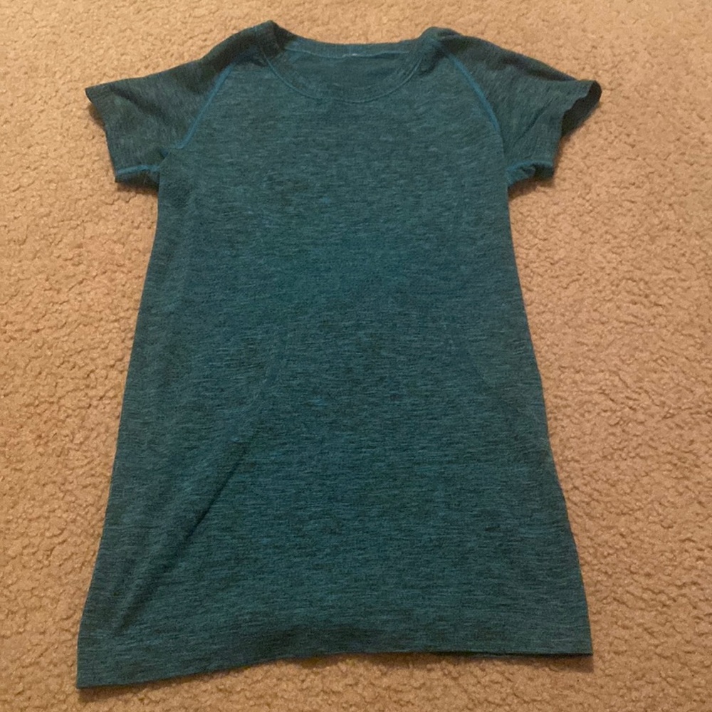 Lululemon swiftly tech size 4
